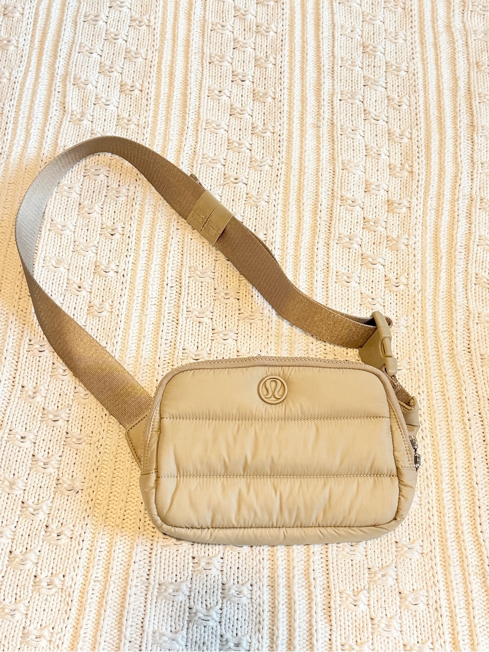 Authentic Lululemon Everywhere Belt Bag Large 2L Wunder Puff
